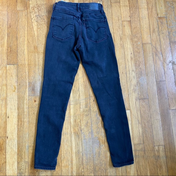 Levi’s High Rise Skinny - Picture 7 of 7